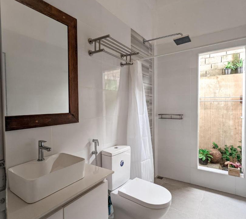 Photo of Bathroom in Thulusdhoo Island