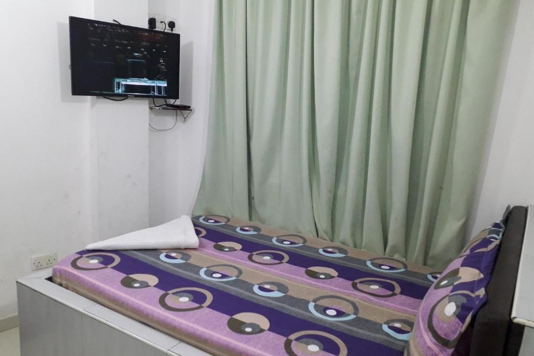 Photo of Bedroom in Male