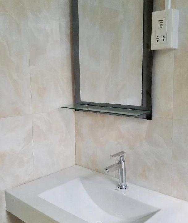 Photo of Bathroom in Nilandhoo