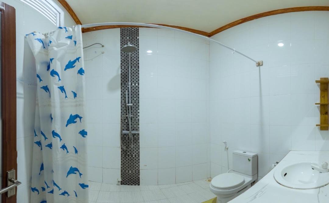 Photo of Bathroom in Fulidhoo