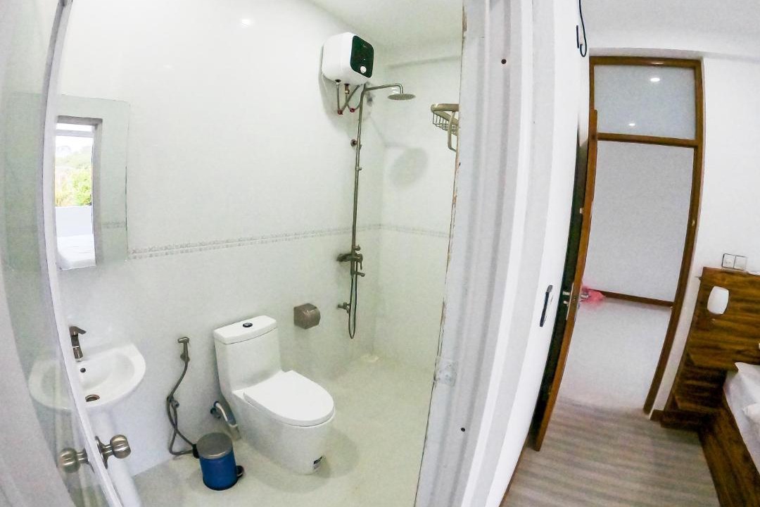 Photo of Bathroom in Thulusdhoo Island