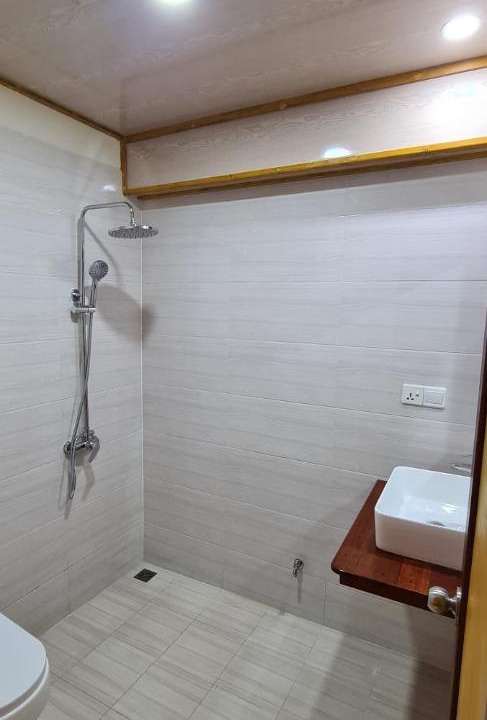 Photo of Bathroom in Hangnaameedhoo