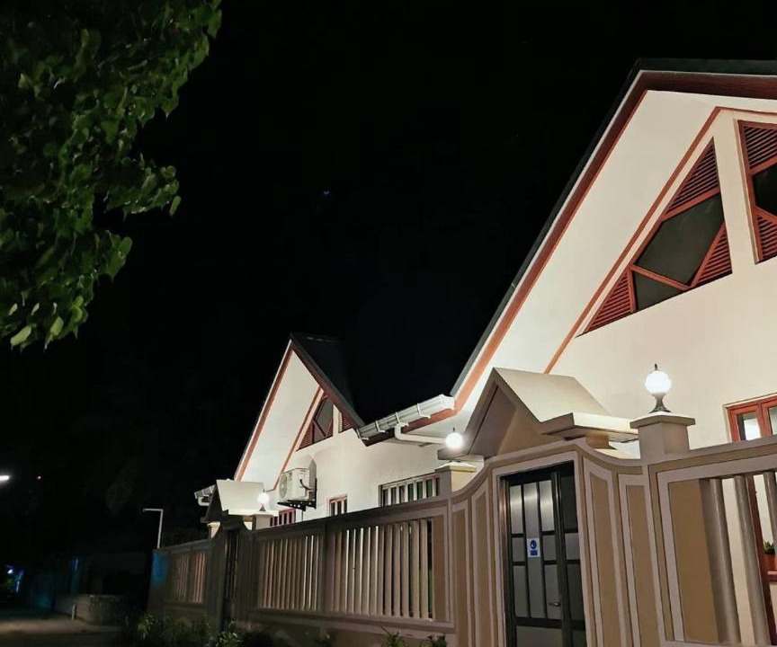 Photo of Buildings in Velidhoo