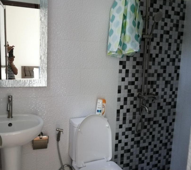 Photo of Bathroom in Kudahuvadhoo