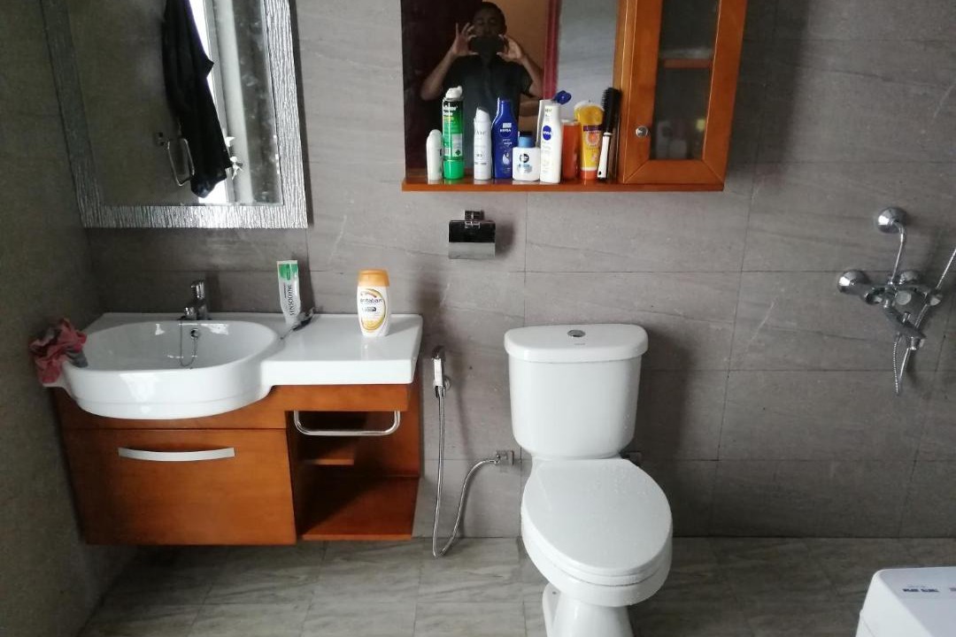 Photo of Bathroom in Kudahuvadhoo
