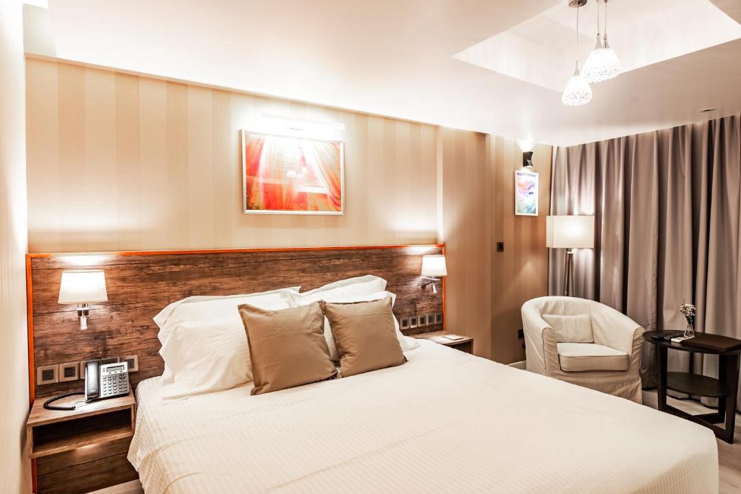Photo of Bedroom in Male