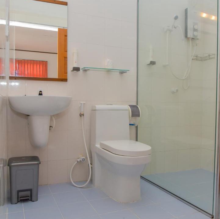 Photo of Bathroom in Himmafushi