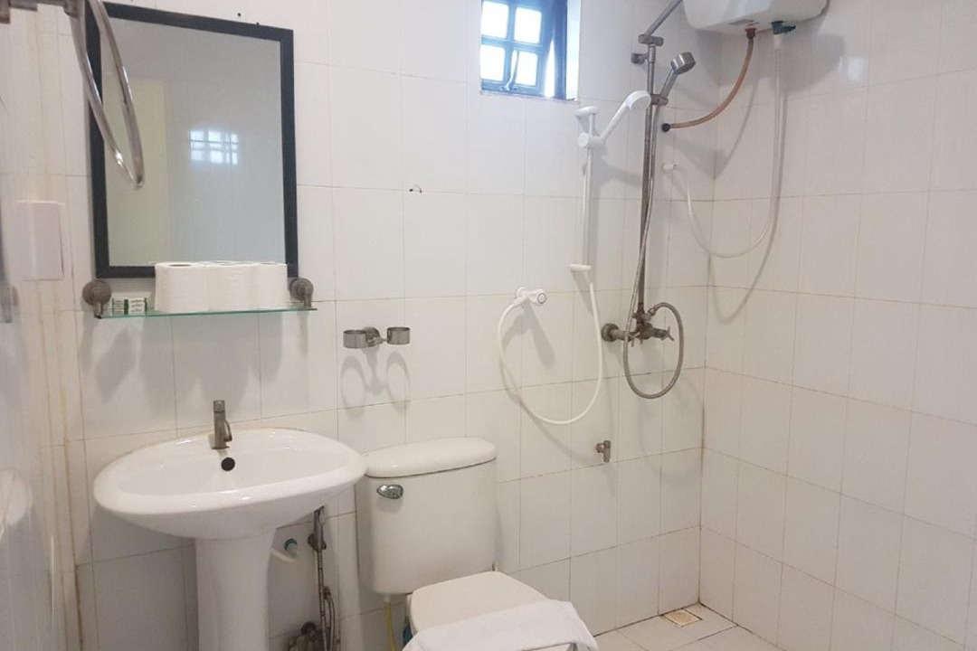 Photo of Bathroom in Thulusdhoo Island