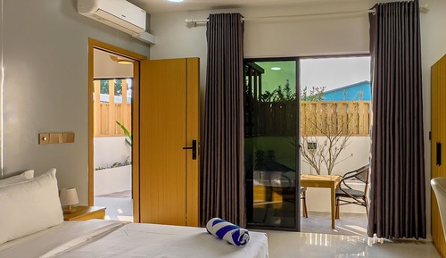 Deluxe Room, Balcony, Garden View