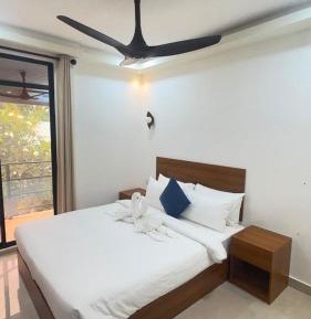 Deluxe Double or Twin Room with Balcony