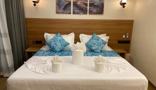 Deluxe Double Room with Balcony and Sea View