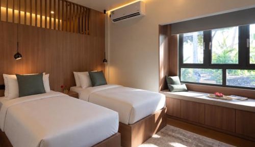 Superior Double or Twin Room with Sea View