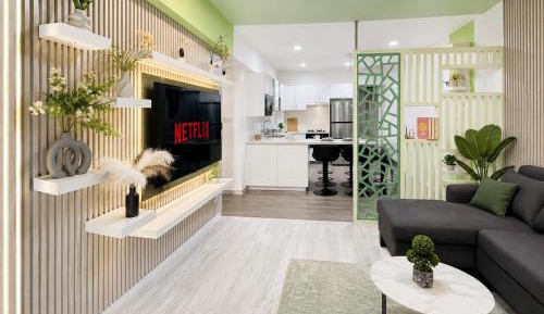 Three-Bedroom Premium Apartment with Balcony