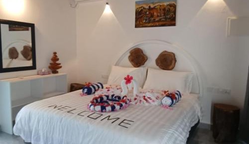 Double or Twin Room with Private Bathroom