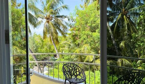 Deluxe Double Room with Balcony and Sea View