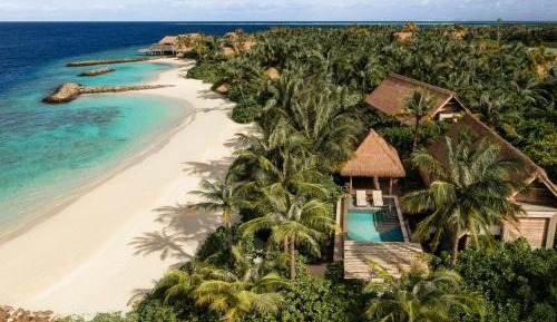 Beach Villa with Pool