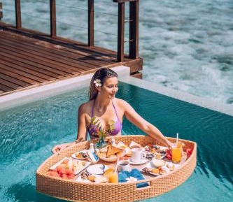 Waterfront Pool Villa, 150sqm, Butler Service, Direct reef access