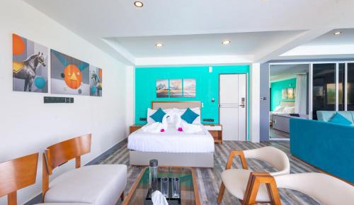 Family Room with Sea View