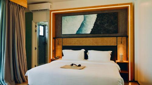 Superior Room with Balcony and Sea View