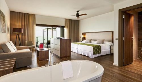 Overwater Superior Junior Suite 