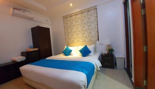 Deluxe Double or Twin Room with Balcony (10% off on Male City Tour)