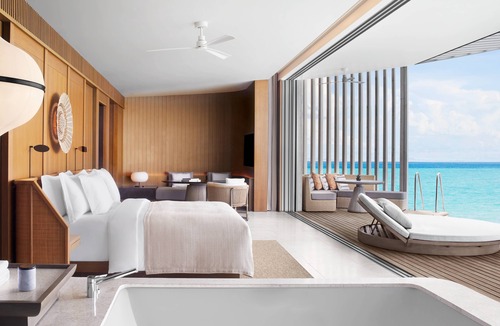 Kanifinolhu Island Hotel | The Ritz-Carlton Maldives, Fari Islands