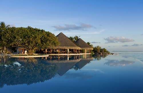 Mudhdhoo Hotel | Dusit Thani Maldives