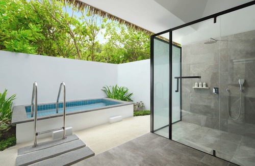 Lhaviyani Atoll Hotel | Le Meridien Maldives Resort & Spa