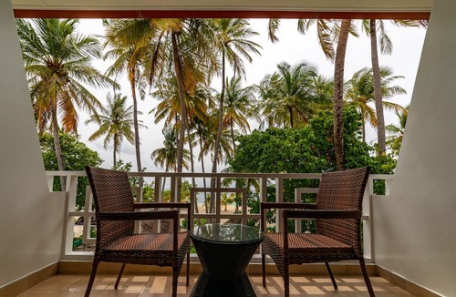Maafushi Hotel | Crystal Sands Villa