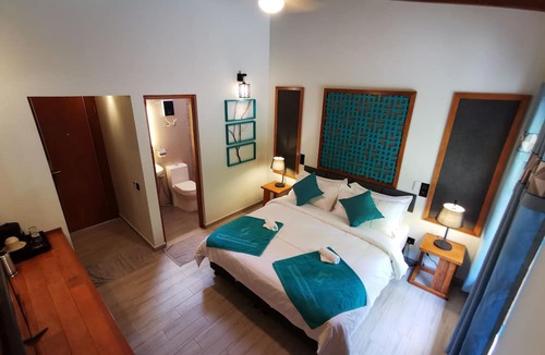 Fulhadhoo Hotel | Village Hideaways & Spas