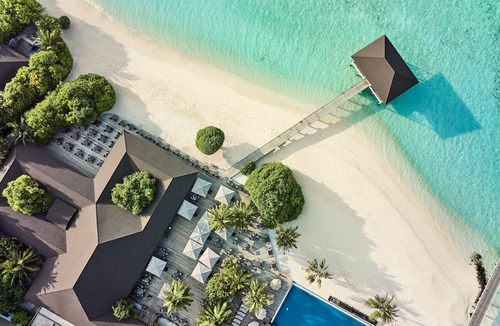 Orivaru Resort | ROBINSON NOONU - All inclusive