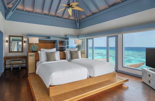 Meradhoo Resort | The Halcyon Private Isles Maldives, Autograph Collection