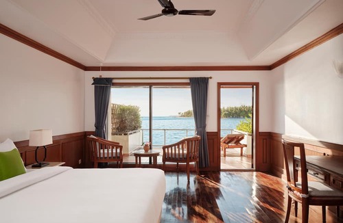 Nalaguraidhoo Resort | Villa Park Sun Island Resort