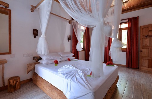 Felidhoo Hotel | Eden BAANI Lodge