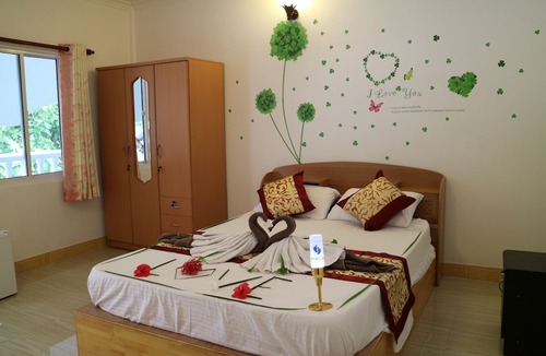 Thoddoo Bed & Breakfast | Quorizon sandy feet