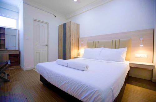 Thulusdhoo Island House | Keyla Inn