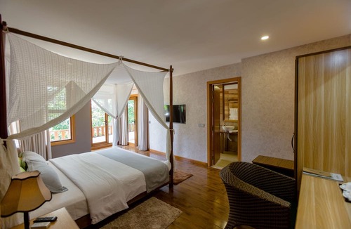 Ukulhas Hotel | West Sands
