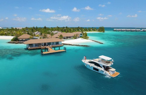 Kuda Vattaru Hotel | Hilton Maldives Amingiri Resort and Spa