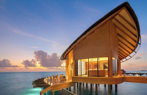 Kuda Vattaru Hotel | Hilton Maldives Amingiri Resort and Spa