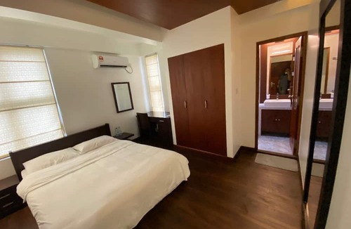 Male Apartment | Luxury 3 Room Apartment by Oboe