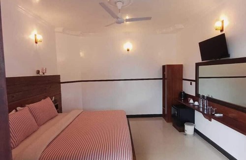 Huraa House | Luk inn at huraa