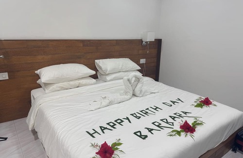 Mandhoo House | Mandhoo Inn
