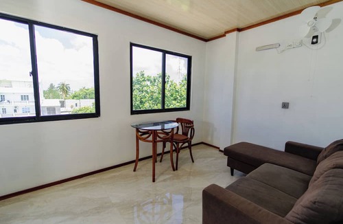 Dhiffushi House | VelaaVani - Turtle Hive Dhiffushi