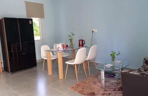 Fiyoari Island House | IRUKA GUESTHOUSE