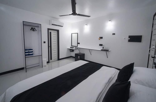 Mathiveri House | Sunset Beach Stay