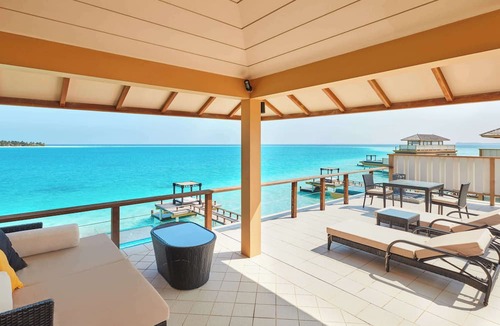 Velavaru Resort | Angsana Velavaru - Free return Seaplane Transfers