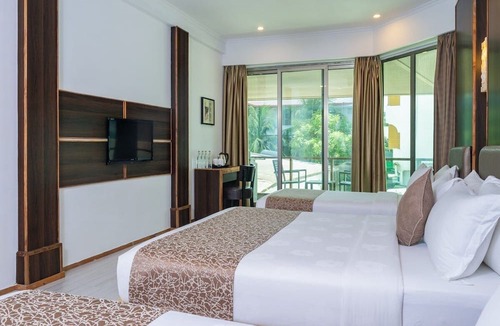 Maafushi Hotel | Kaani Village & Spa