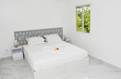 Thulusdhoo Island House | Empyrean Stay