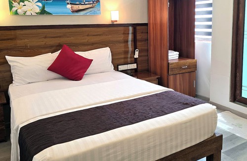 Gulhi Hotel | Tropic Tree Hotel Maldives