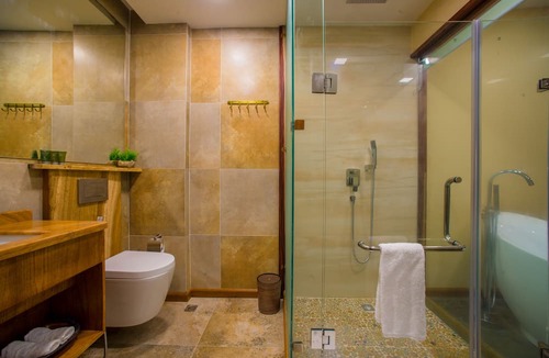 Dharavandhoo Hotel | Kiha Beach